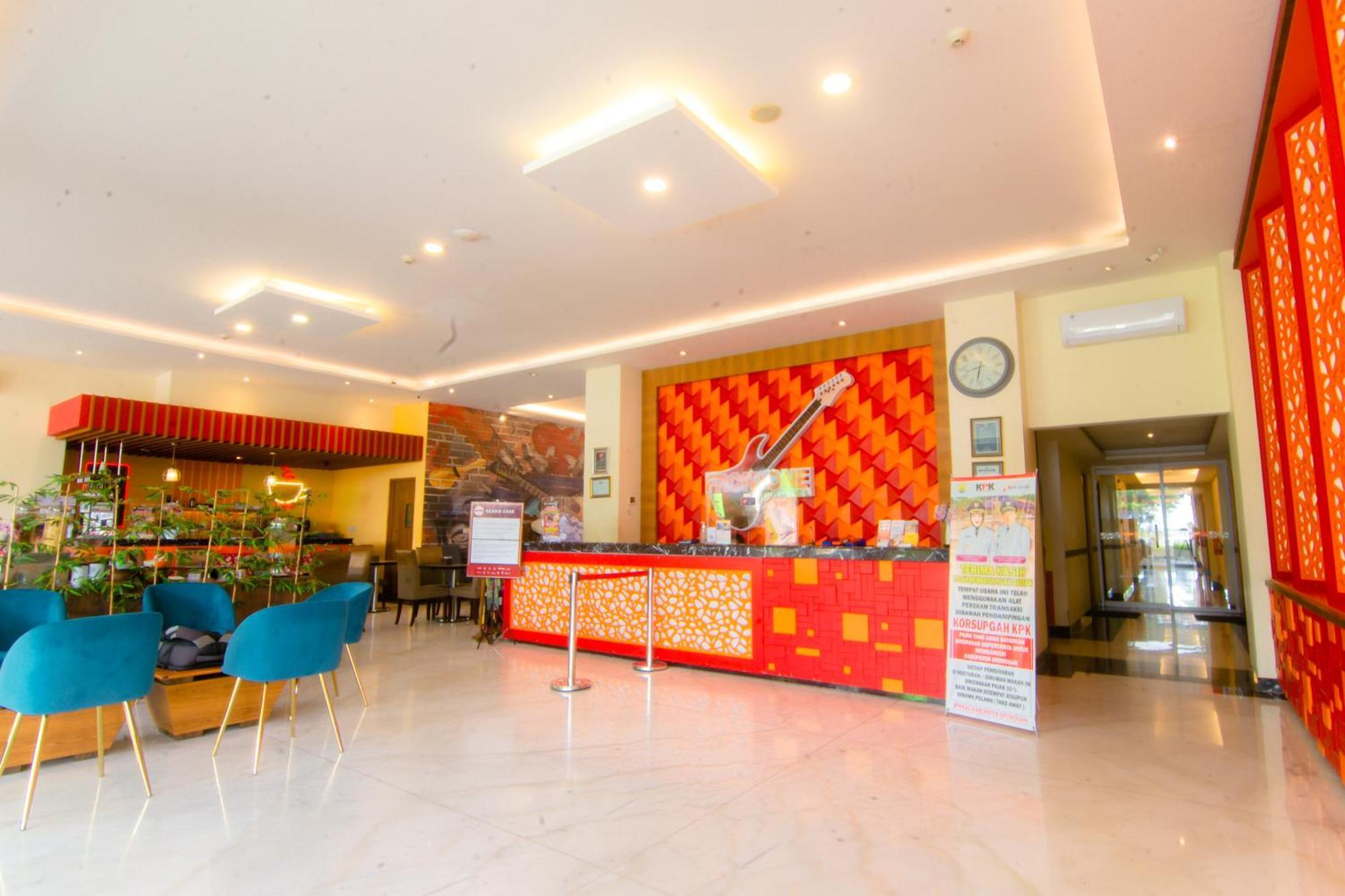 Front One Hotel Purwodadi Purwodadi  Εξωτερικό φωτογραφία