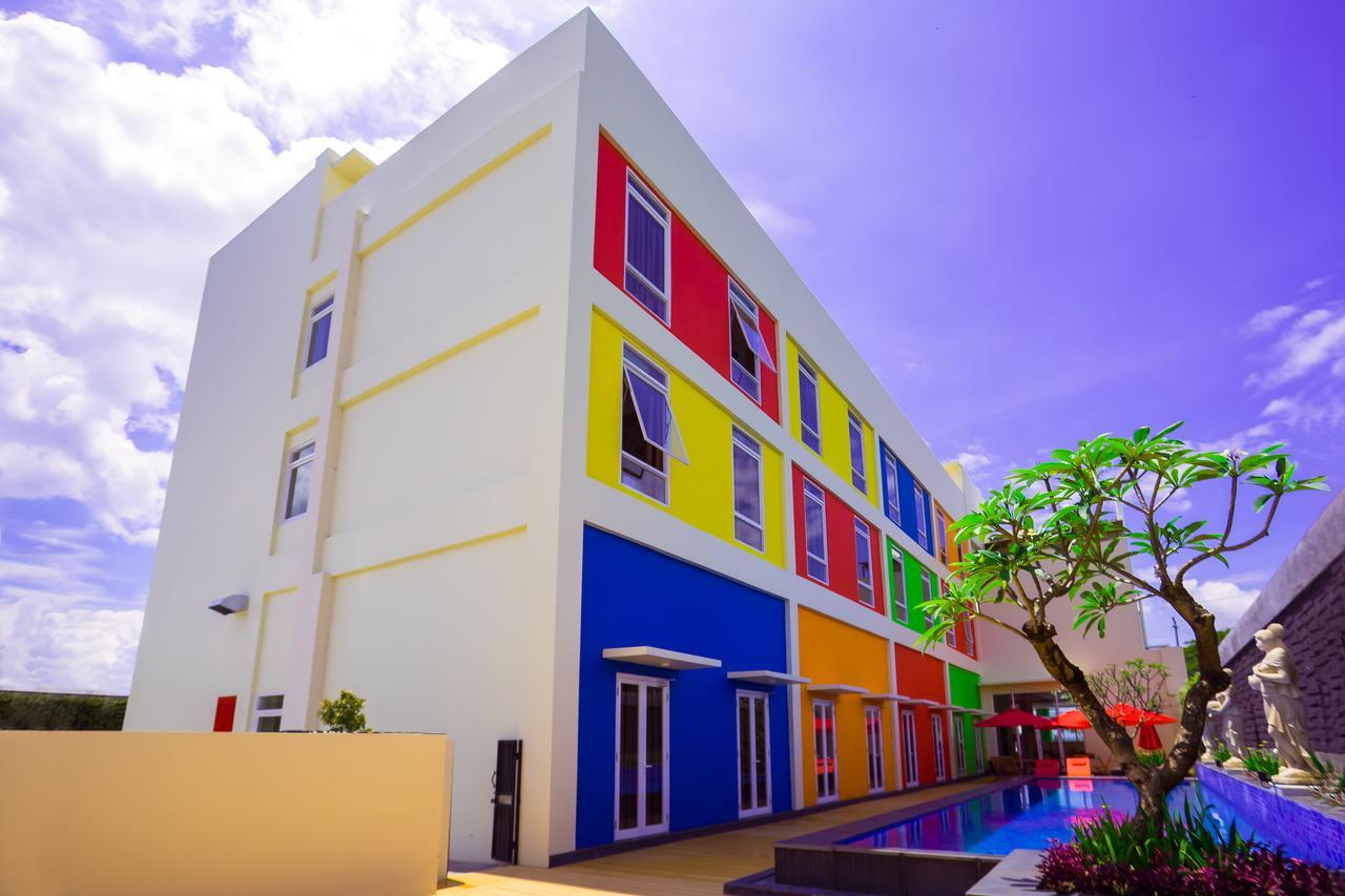 Front One Hotel Purwodadi Purwodadi  Εξωτερικό φωτογραφία